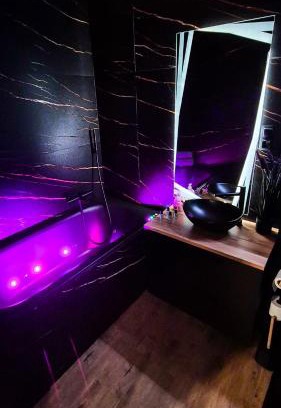 Nowy Targ Apartment | Pod 27- Klimatyzacja,wanna z hydromasażem,garaż