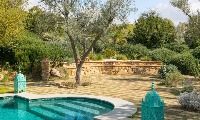 Pescia Fiorentina Villa | Podere in collina con piscina - By LinkHouses