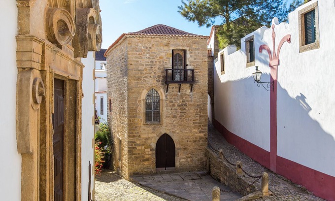 Obidos House | Poets' Tower in Óbidos