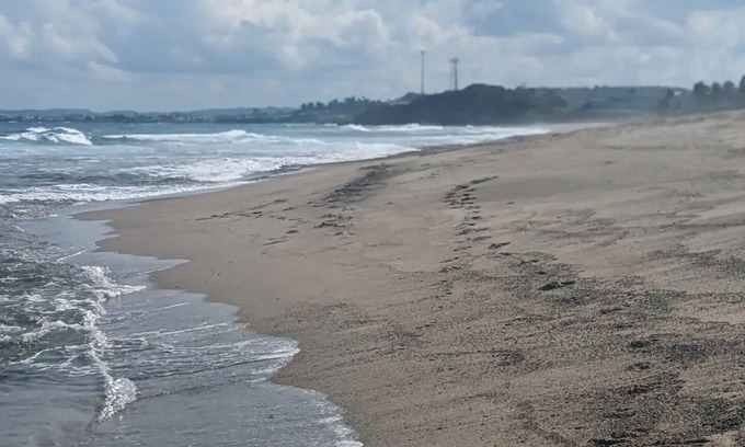 Hatillo Villa | Pool getaway with beach & food walking distance.nn