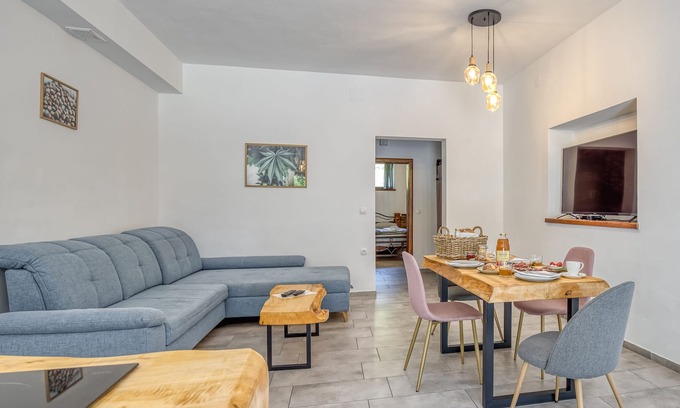 Smarje pri Jelsah Apartment | Pool Suite Hemp, Podplat, Slovenia