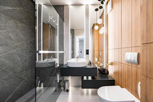 Fabryczna Apartment | Port Popowice -Darmowy Garaż i Rowery - Meldunki 24na7 - Tramwajem 15 min do rynku