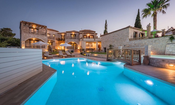 Psarou Villa | Porta Del Mar Beach Resort