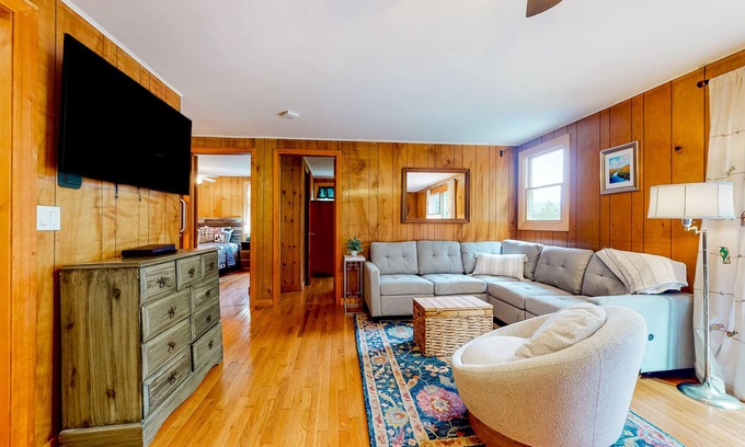 Jamaica House | Potter's Place | House in Jamaica with mountain views