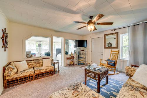 Powers Lake House | Powers Lake Home with Patio - 9 Mi to Lake Geneva!