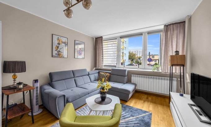 Saska Kepa Apartment | Praga Południe Apt - 57m2, Balcony - by Rentujemy