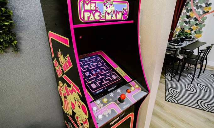 Gateway District Apartment | Premier Vegas Oasis: Near Strip Nightlife & Games