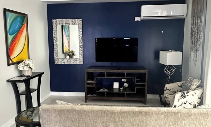 New Kingston Apartment | Premium 1BR Condo in New Kingston