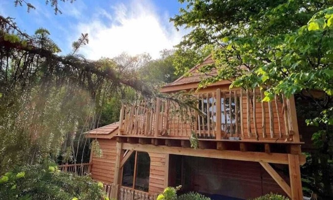 Illoud Ski Chalet | Prenez de la hauteur dans Le Château Des Féés