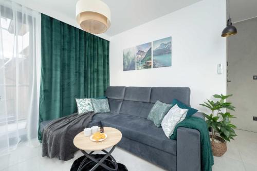 Male Ciche Apartment | Prestiżowe Góralskie Apartamenty w Sercu Zakopanego & Parking by Noclegi Renters