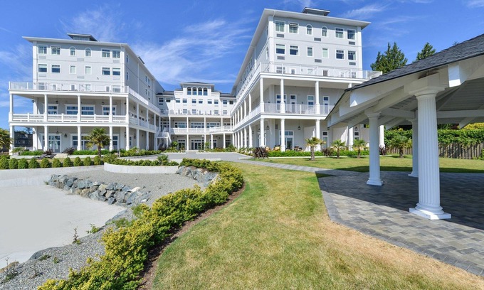 Sooke Hotel | Prestige Oceanfront Resort, BW Premier Collection