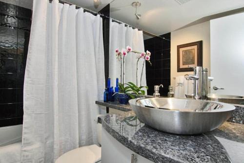 Coal Harbour Apartment | Prestige Vancouver Stay Modern 2BR in Coal Harbour