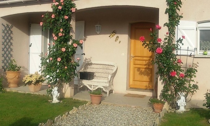 Limoux Villa | Pretty villa with pool