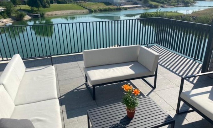 Hruba Borsa Apartment | Pri jazere - Golf rezort