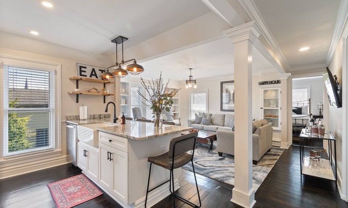 Pittsford Apartment | Prime Location, Walk Everywhere- Lux 2 Bedroom in Heart of Pittsford Village