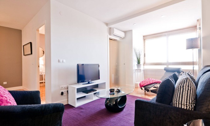 Malasana Apartment | PRINCESA V - One Bedroom Apartment, Sleeps 2