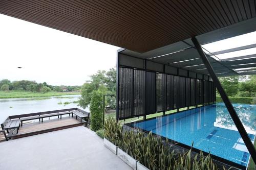 Bang Sai Villa | Private Ayutthaya Riverside
