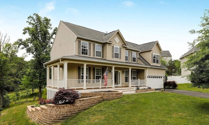 Linton Hall House | Private Basement Guest Suite near Jiffy Lube, IAD Airport, Washington D.C