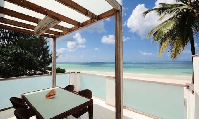 Kiwengwa Apartment | Private beach front terrace appartment Mbili