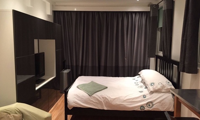 St. Leonard's Apartment | Private Beautiful brand new self contained garden studio