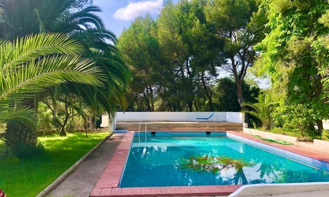 Betera House | Private bungalow in ecological farm 30 minutes from Valencia and beaches.