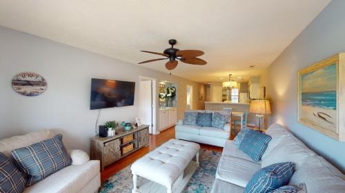 Pawleys Island Villa | Private Coastal Sanctuary 2BR Outdoor Spaces