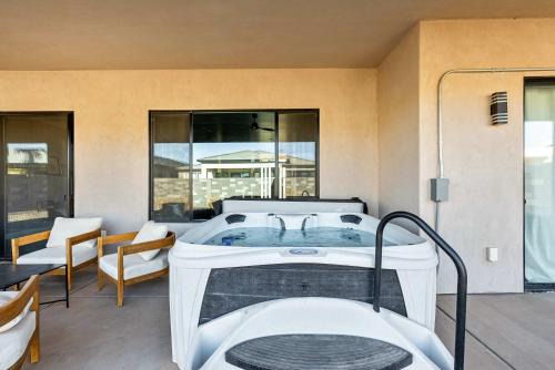Hurricane House | Private Hot Tub Sand Hollow & Pet Friendly