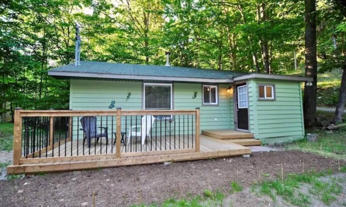 Lake of Bays Cottage | Private, Lake of Bays, Algonquin Park, Huntsville, Family friendly cottage