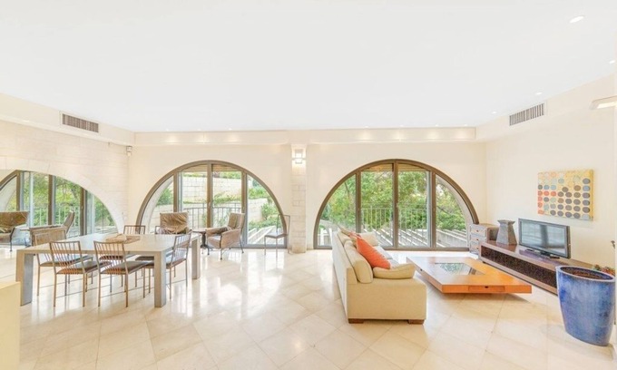 Old City Condo | Private Luxury 2 Bedroom Suites in David Citadel Hotel by RedAwning