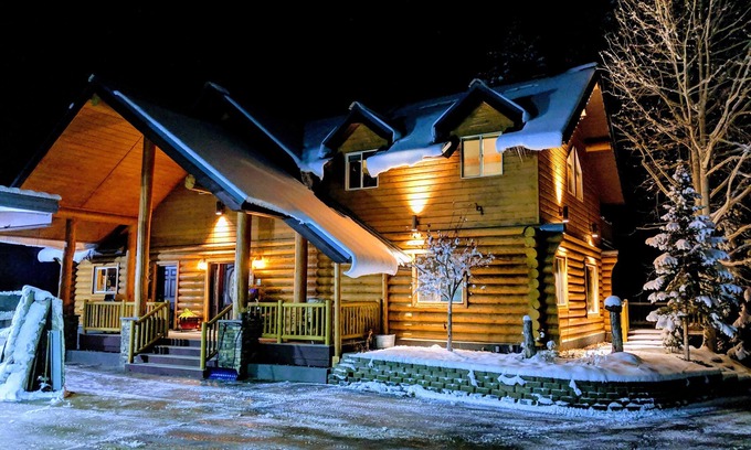 Cashmere House | Private Majestic Log Cabin