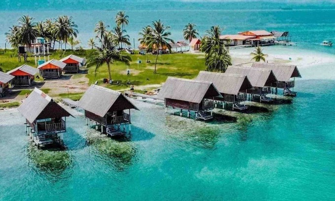 Carti Tupile Cabin | Private Over the Water Cabin on San Blas Island