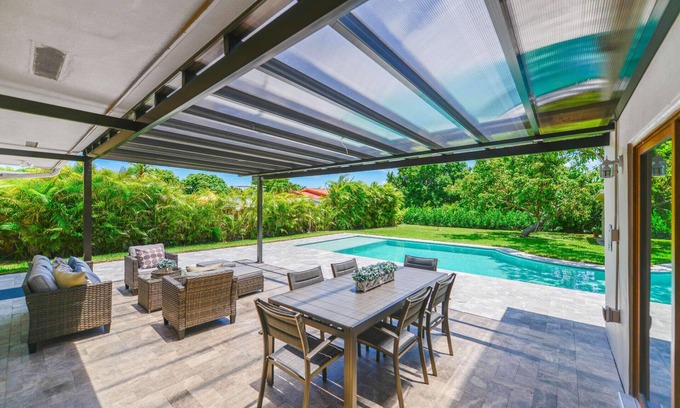 Olympia Heights House | Private Pool House w/4BR in Westchester Miami