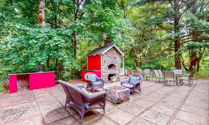 Dallas House | Private property - Main & Guest Home - Creek Views