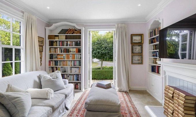 Saint Albans House | Private Retreat with Gorgeous Gardens