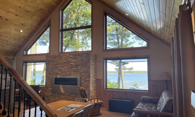 Ponsford Resort | PROMO 21% WEEKLY AND MONTHLY DISCOUNT.n Lake Front Home with Resort Amenities