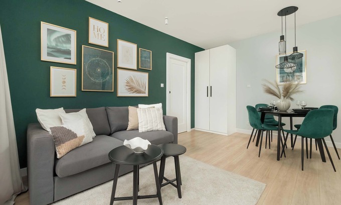 Grochow Apartment | Przeworska 6 | Stylish Apartment | Parking | Bath