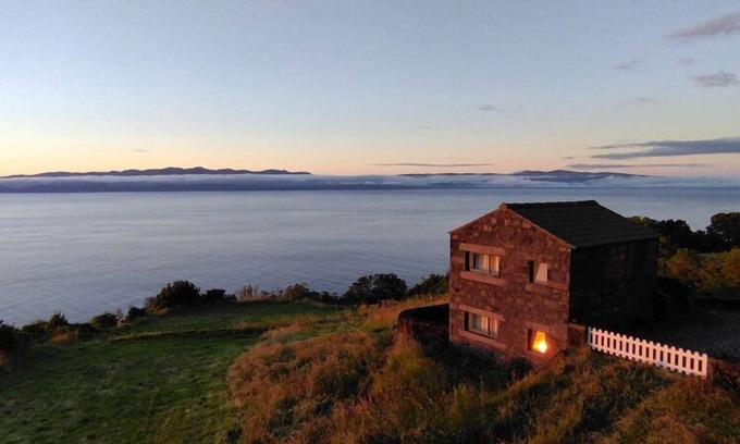 Pico Apartment | Cozy studio with sea view, Santo Amaro