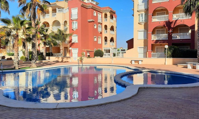 Los Alcazares Apartment | Puerto Marina 3 bedroom 2 bathroom ground floor apartment with large terrace.
