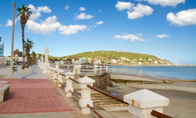 Piriapolis House | Pure energy between hills and the sea