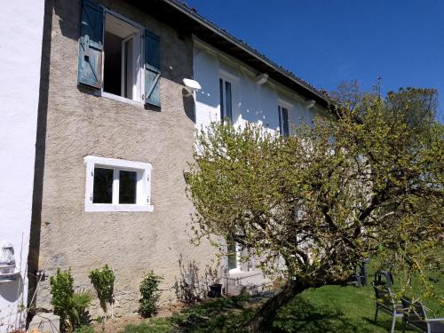 Saint-Gaudens Apartment | Pyrenees Vue - Vues Fantastique, Calme, Jardin, Piscine, Parking Gratuit Sur Place