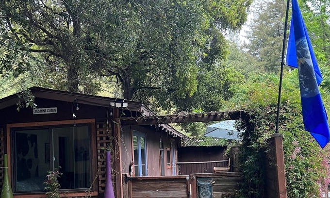 Soquel Cabin | Quaint Cabin in the Santa Cruz Mountains