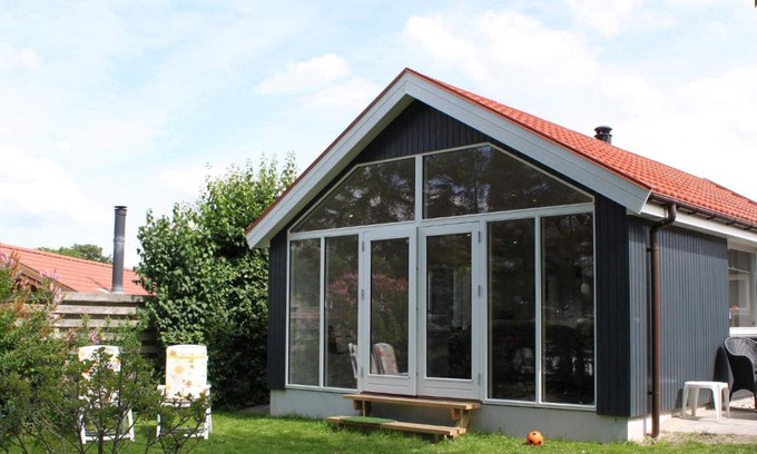 Sjaelborg House | Quaint Holiday Home in Esbjerg with Sea Nearby