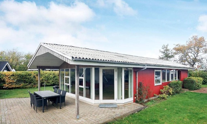 Vejlby Fed House | Quaint Holiday Home in Middelfart with Beach nearby