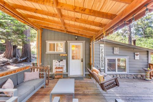 Idyllwild House | Quaint Idyllwild Cabin half Mi to Trailhead!