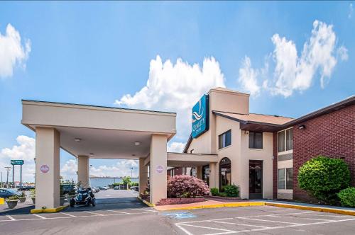 Woodbridge Hotel | Quality Inn near Potomac Mills