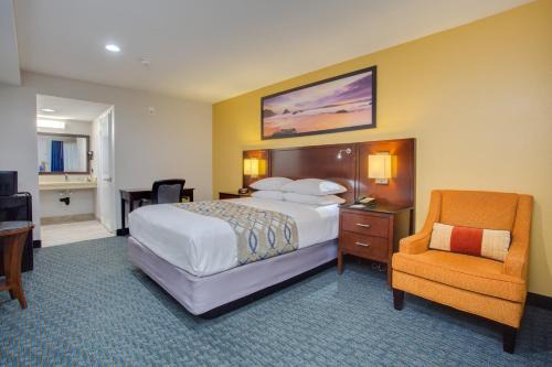 Lincoln Acres Hotel | Quality Inn San Diego South - Chula Vista