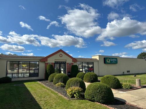 Seekonk Hotel | Quality Inn Seekonk-Providence