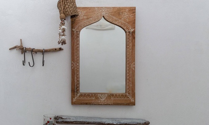 Stimpagnato House | Queen's Hawk Case