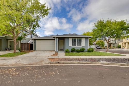 Santa Rosa House | Quiet and Convenient! Santa Rosa Family Home with Yard