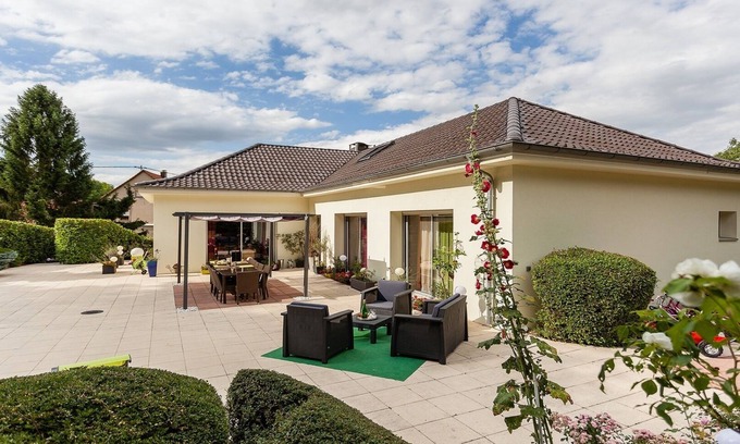 Wintzenheim-Kochersberg House | Quiet family suite near Strasbourg, Obernai and Saverne